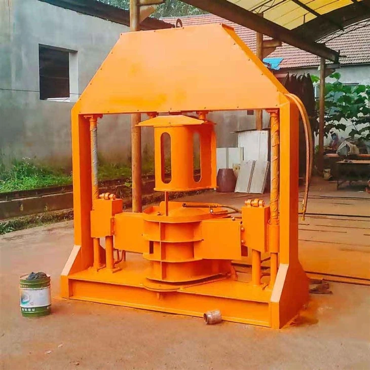 Semi-automatic U-groove Ditch Machine