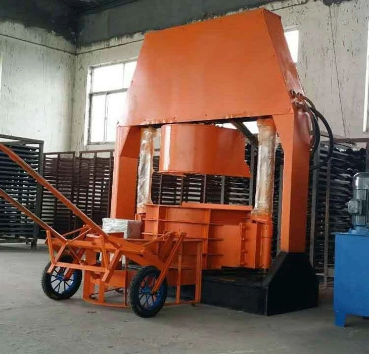 Semi-automatic U-groove Ditch Machine